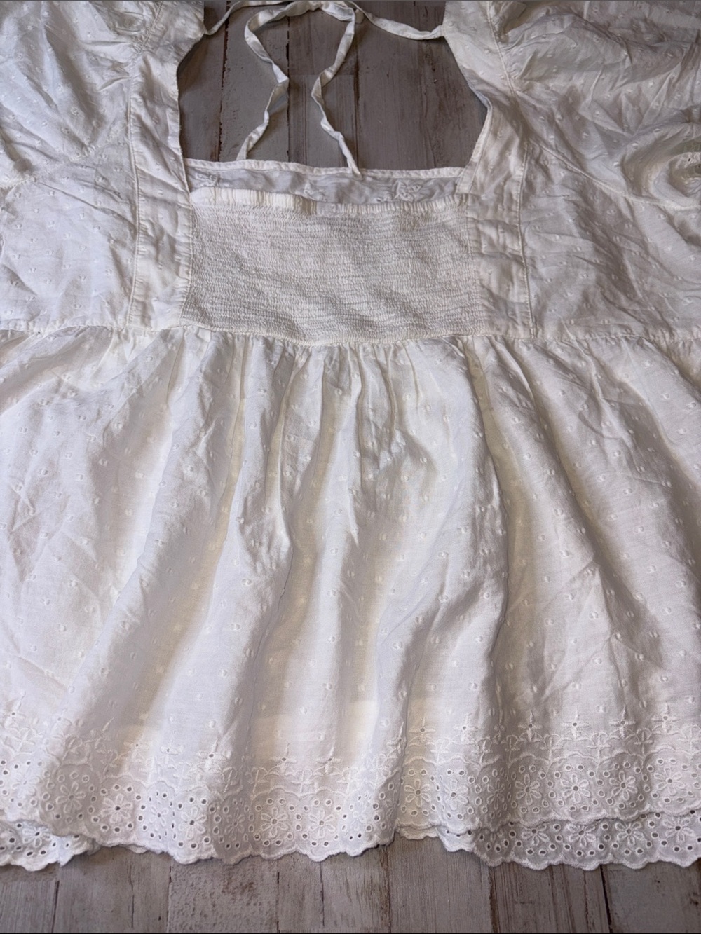Old Navy White Embroidered Eyelet Peasant Top 3X - Picture 12 of 13